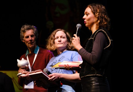 bd alt AS FIBD 2025 15 AUR6557 (1)